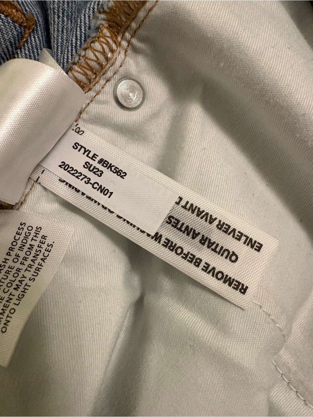 NWT J.CREW Retail Women’s Slim Boyfriend Jean in Vail Wash. size 32 - Picture 5 of 7